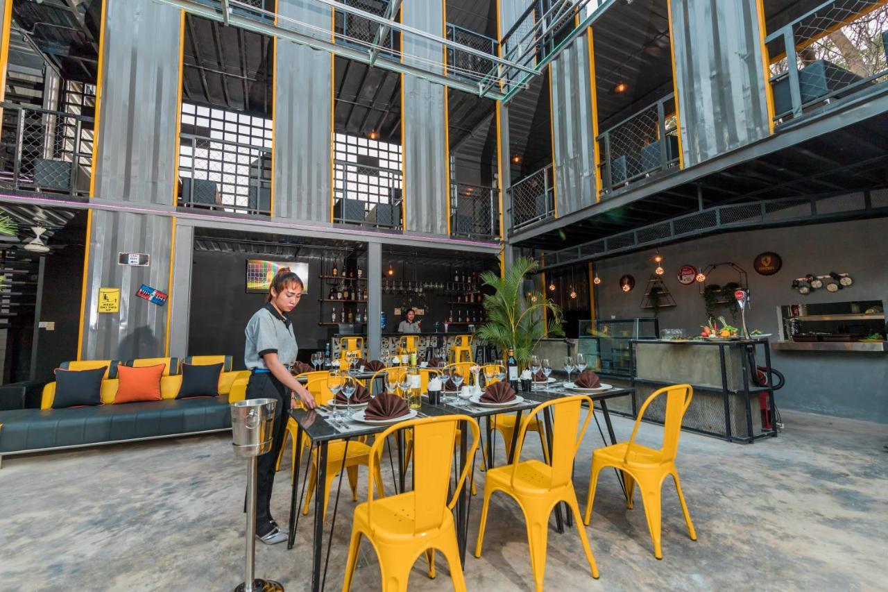 סיאם ריפ White Rabbit Hostel מראה חיצוני תמונה