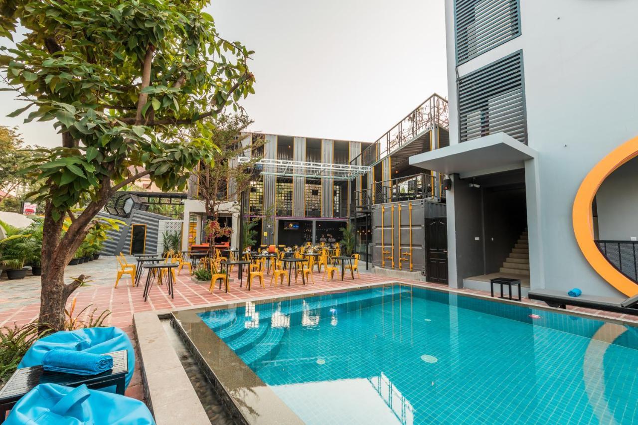 סיאם ריפ White Rabbit Hostel מראה חיצוני תמונה