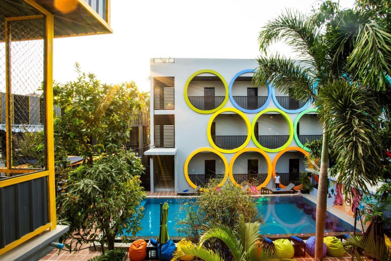סיאם ריפ White Rabbit Hostel מראה חיצוני תמונה