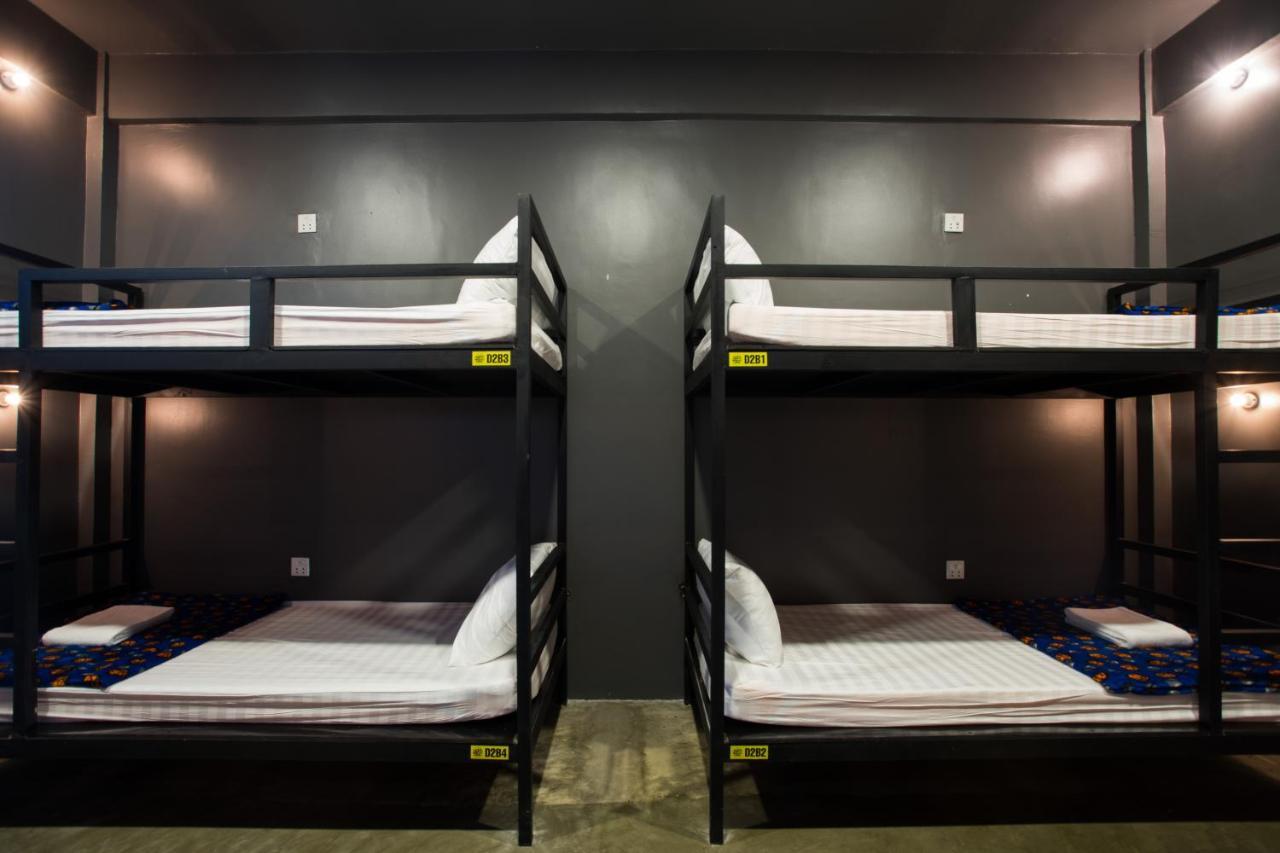 סיאם ריפ White Rabbit Hostel מראה חיצוני תמונה