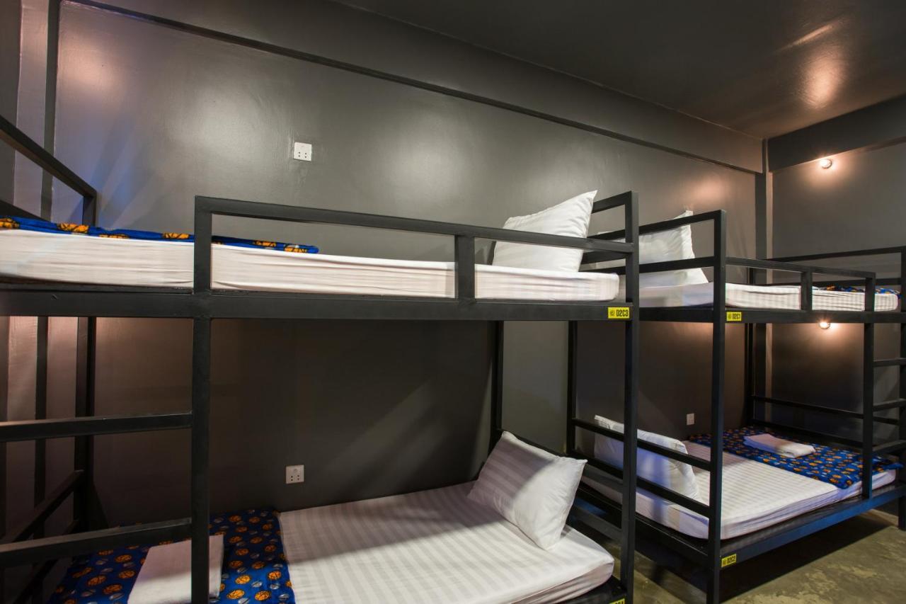 סיאם ריפ White Rabbit Hostel מראה חיצוני תמונה