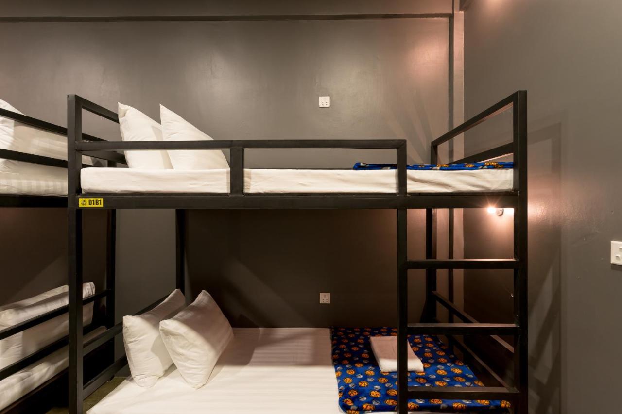 סיאם ריפ White Rabbit Hostel מראה חיצוני תמונה