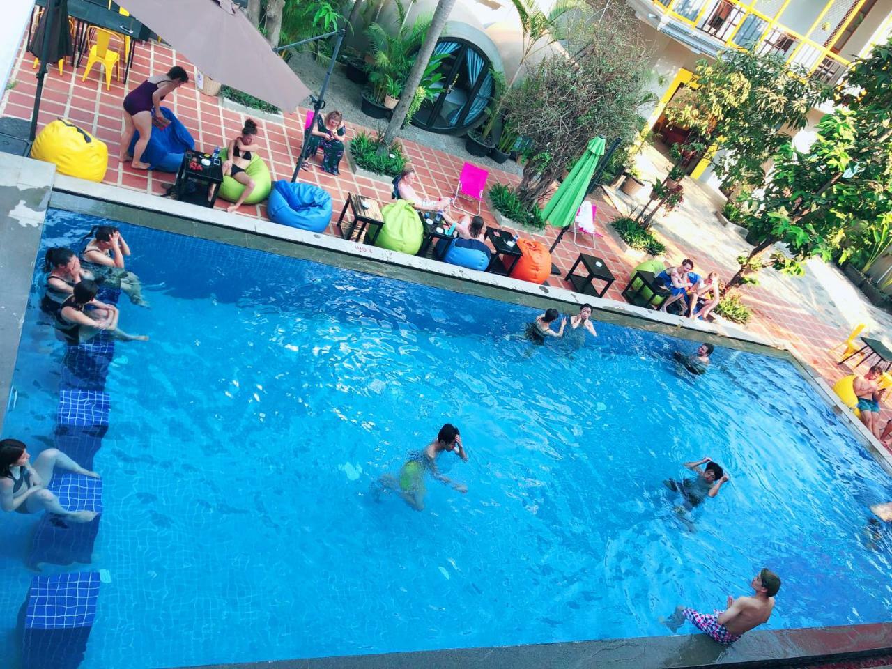 סיאם ריפ White Rabbit Hostel מראה חיצוני תמונה